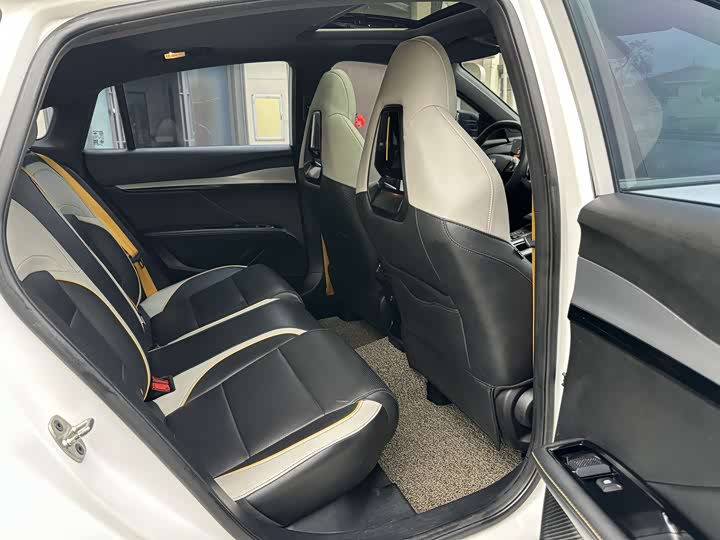 Фото 7 - MG Motor 5 Scorpio