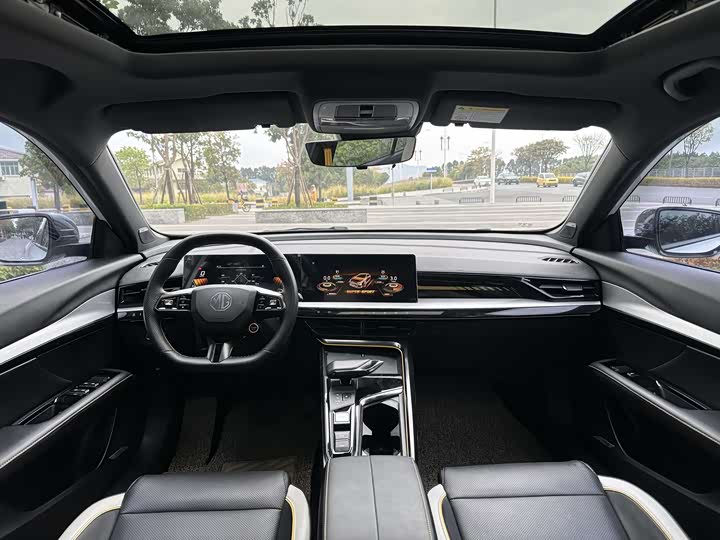 Фото 9 - MG Motor 5 Scorpio