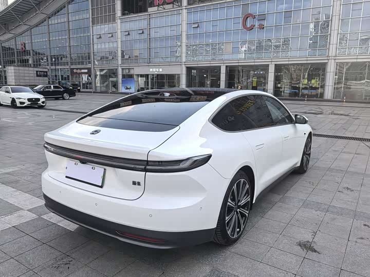 Фото 8 - Nio ET7