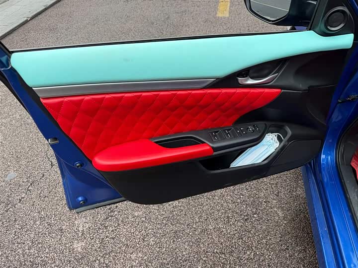 Фото 6 - Honda Civic