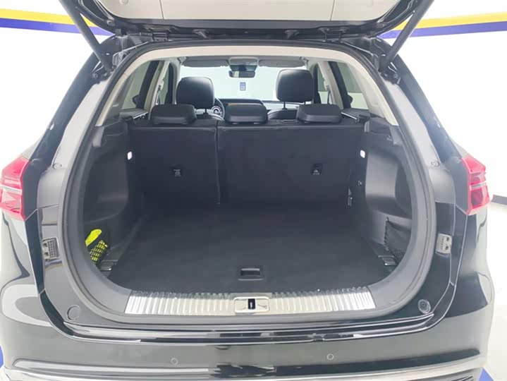 Фото 4 - Hongqi HS5