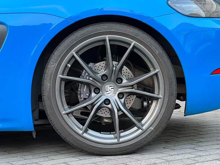 Фото 9 - Porsche 718