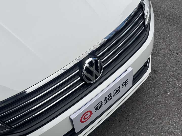 Фото 4 - Volkswagen Lavida