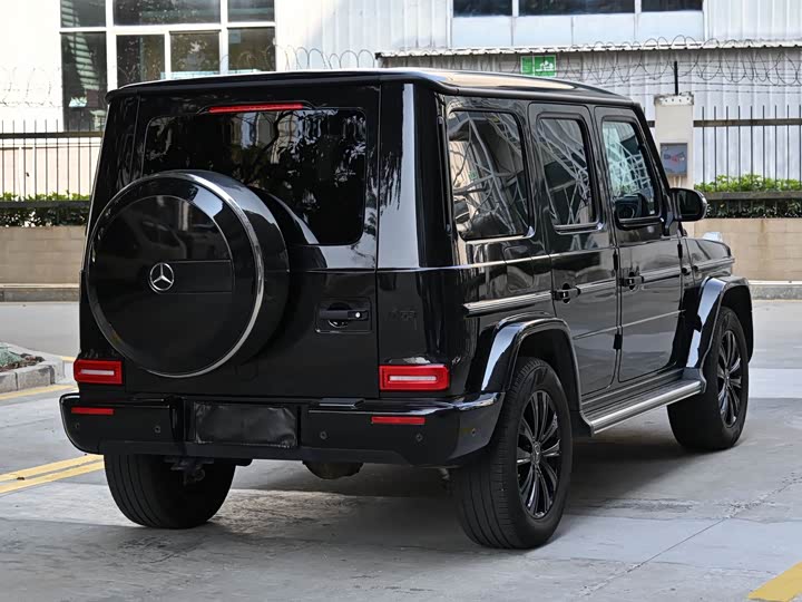 Фото 4 - Mercedes-Benz G-Class