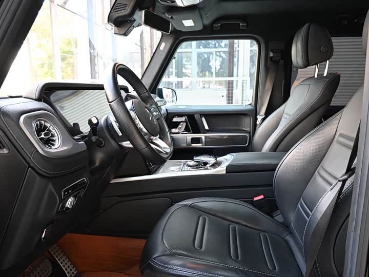 Фото 9 - Mercedes-Benz G-Class