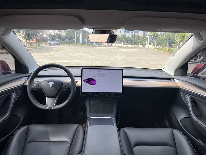 Фото 5 - Tesla Model 3