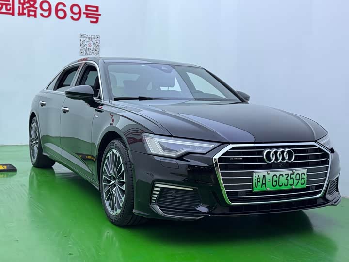 Фото 3 - Audi A6L Hybrid
