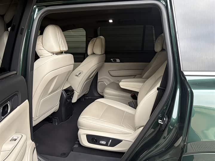 Фото 3 - LiXiang One