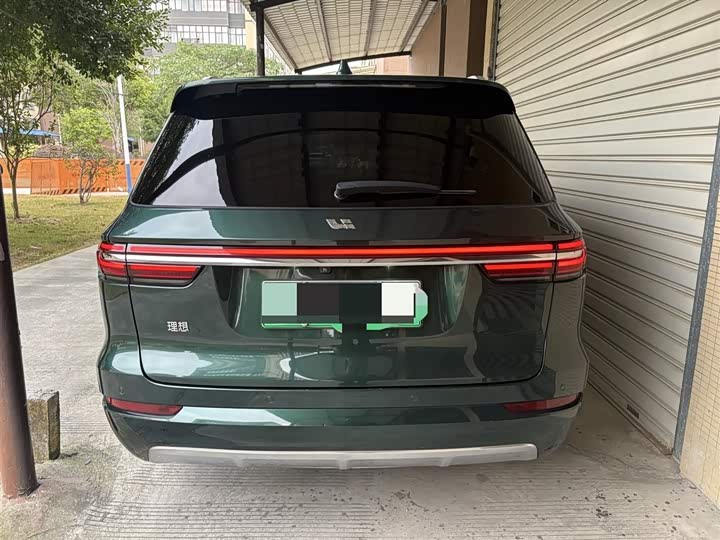 Фото 9 - LiXiang One