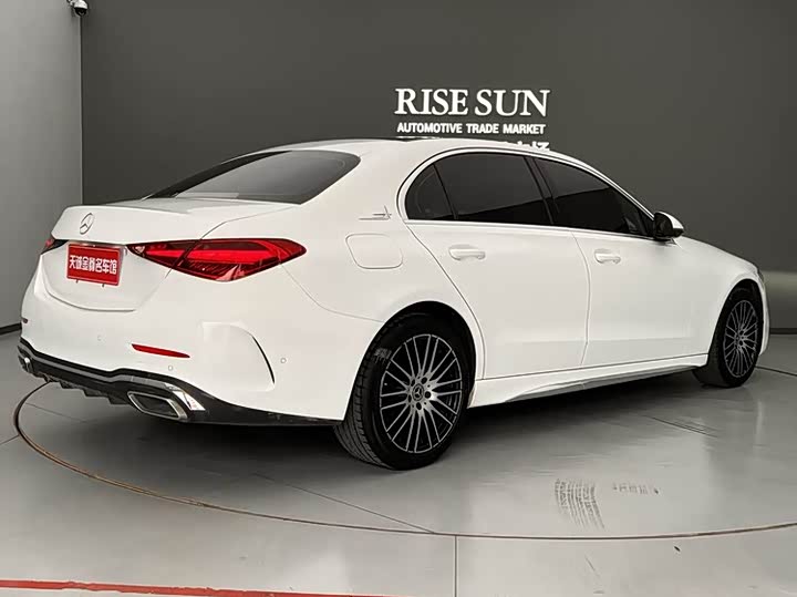 Фото 3 - Mercedes-Benz C-Class