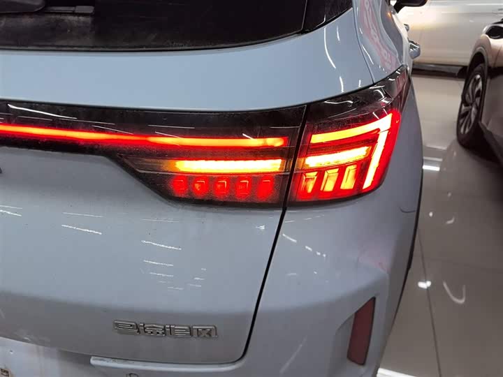 Фото 8 - Exeed LX C-DM Hybrid