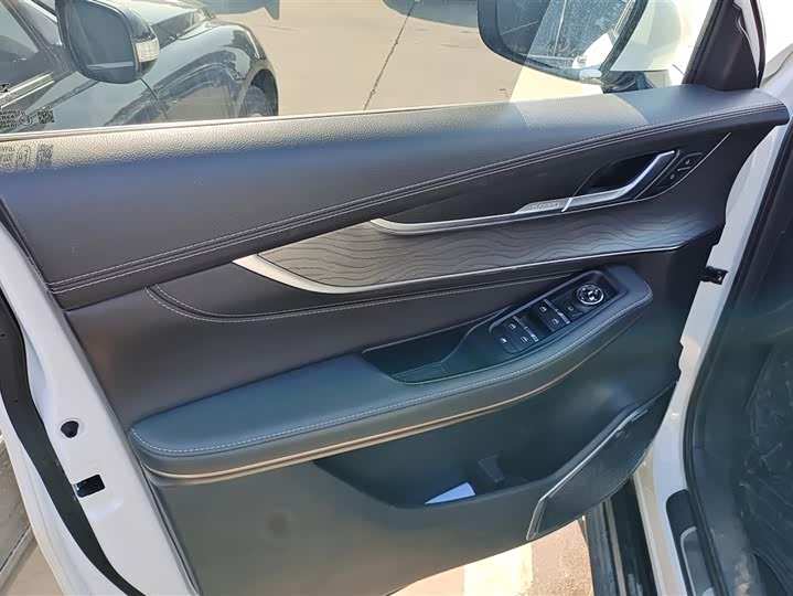 Фото 7 - Exeed LX C-DM Hybrid