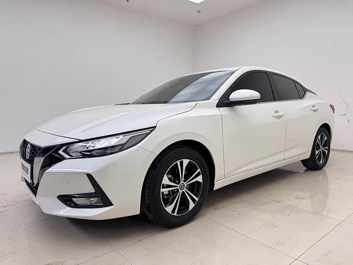 Фото 1 - Nissan Sylphy