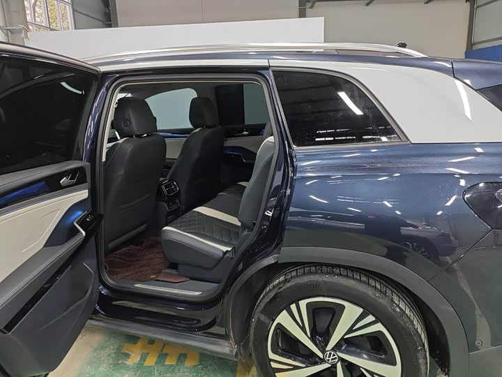 Фото 4 - Volkswagen ID.6 Crozz