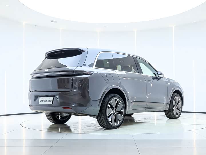 Фото 8 - LiXiang L8