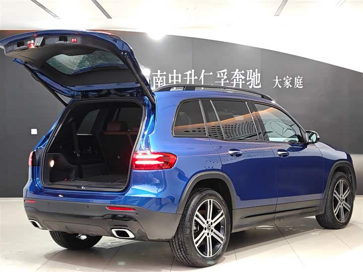 Фото 6 - Mercedes-Benz GLB-Class