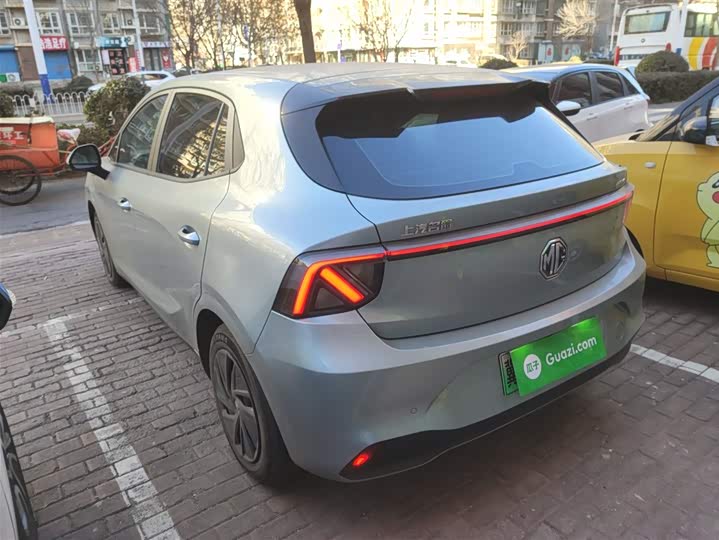 Фото 5 - MG Motor 4 EV