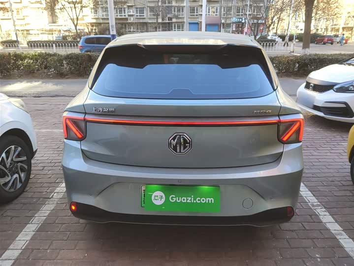 Фото 6 - MG Motor 4 EV