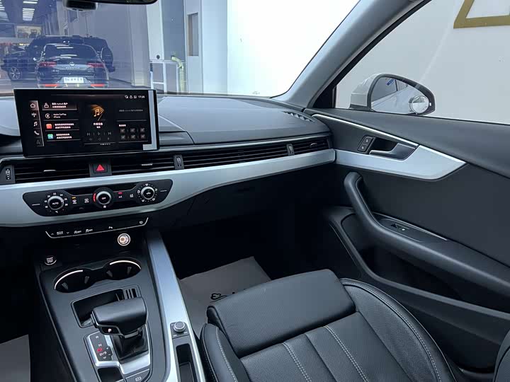 Фото 7 - Audi A4L