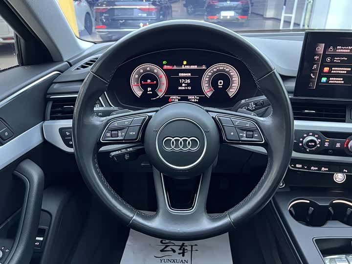 Фото 8 - Audi A4L