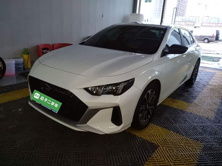 Фото 2 - GAC Trumpchi Empow R