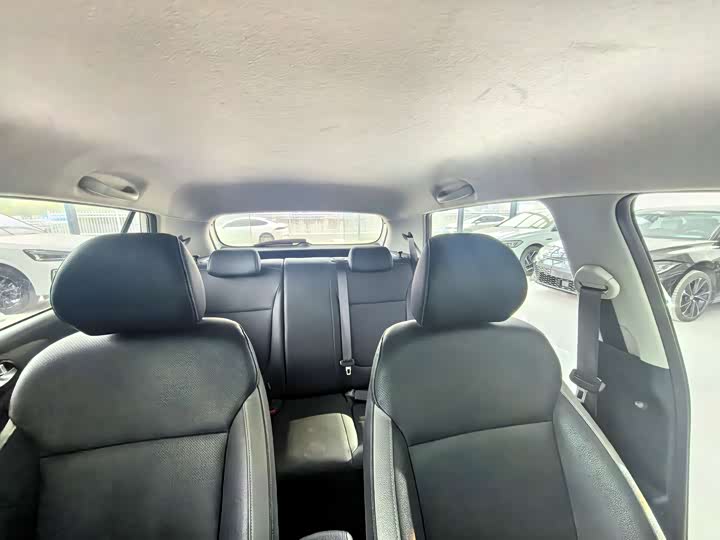 Фото 8 - Kia KX1