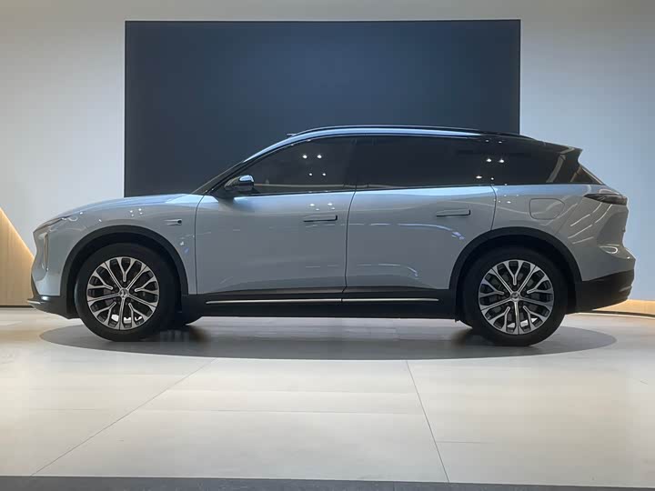 Фото 6 - Nio ES6