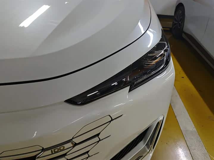 Фото 5 - Changan UNI-K Hybrid