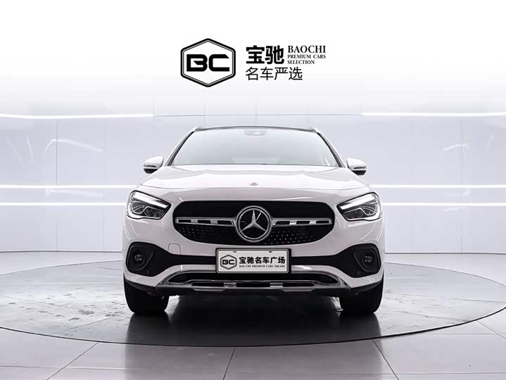 Фото 2 - Mercedes-Benz GLA-Class