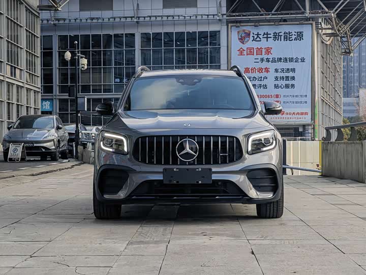 Фото 2 - Mercedes-Benz GLB-Class AMG