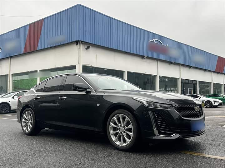 Фото 8 - Cadillac CT5