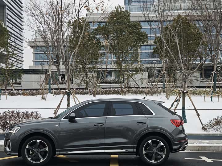 Фото 3 - Audi Q3