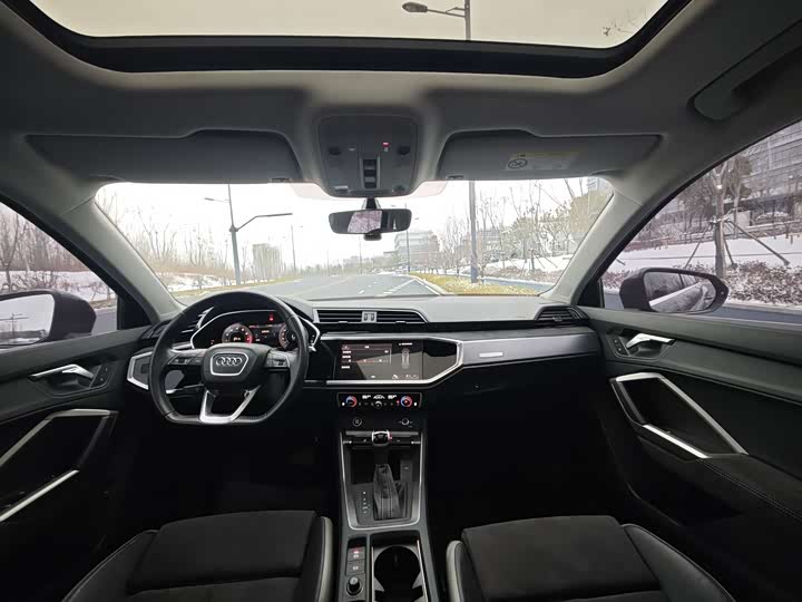 Фото 7 - Audi Q3