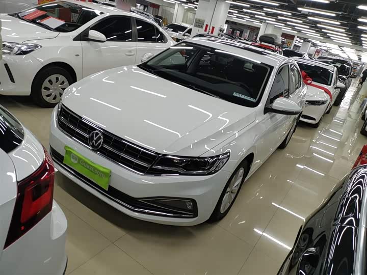 Фото 2 - Volkswagen Bora