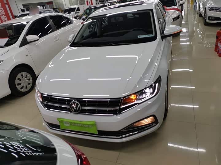 Фото 3 - Volkswagen Bora