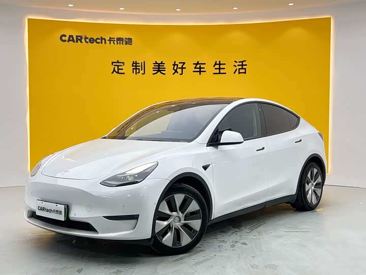 Фото 1 - Tesla Model Y