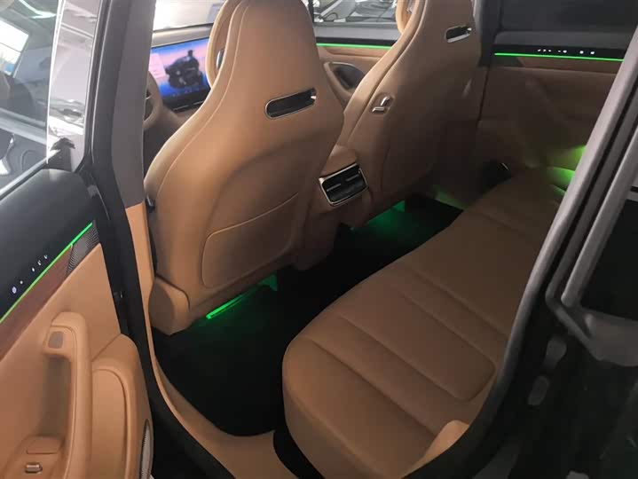 Фото 9 - Luxeed R7