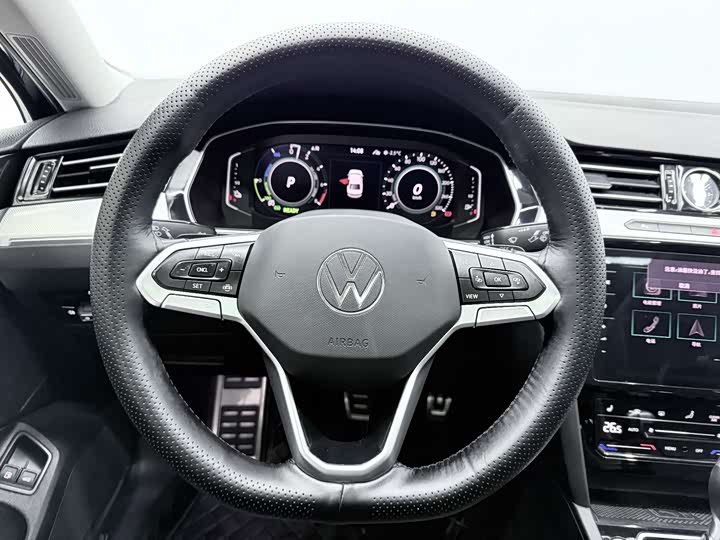 Фото 5 - Volkswagen Magotan GTE Hybrid