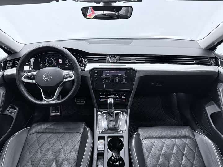 Фото 6 - Volkswagen Magotan GTE Hybrid