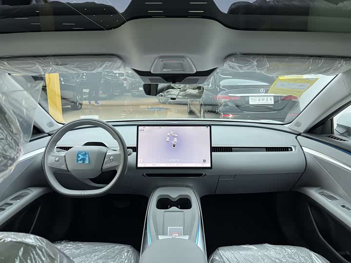 Фото 4 - XPeng Mona M03