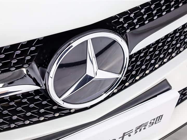 Фото 6 - Mercedes-Benz C-Class