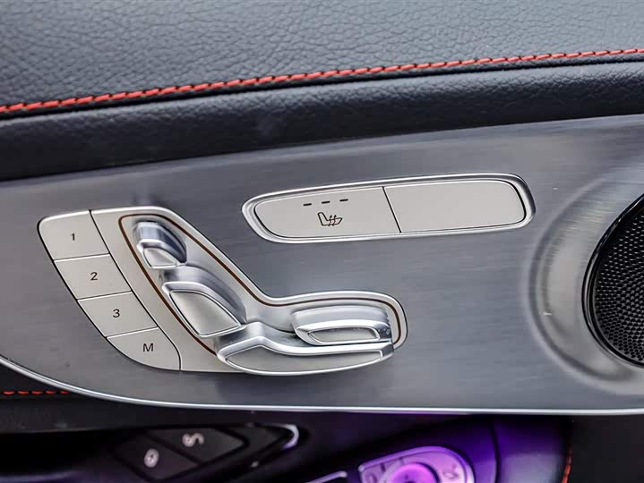 Фото 7 - Mercedes-Benz C-Class