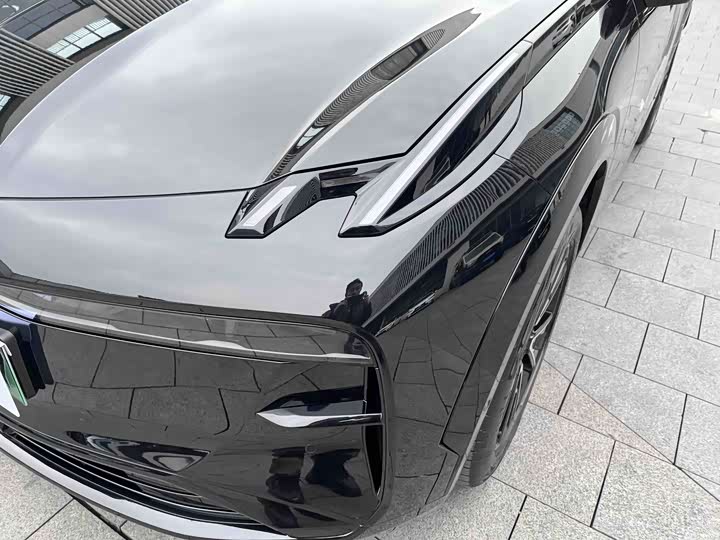 Фото 8 - Zeekr X