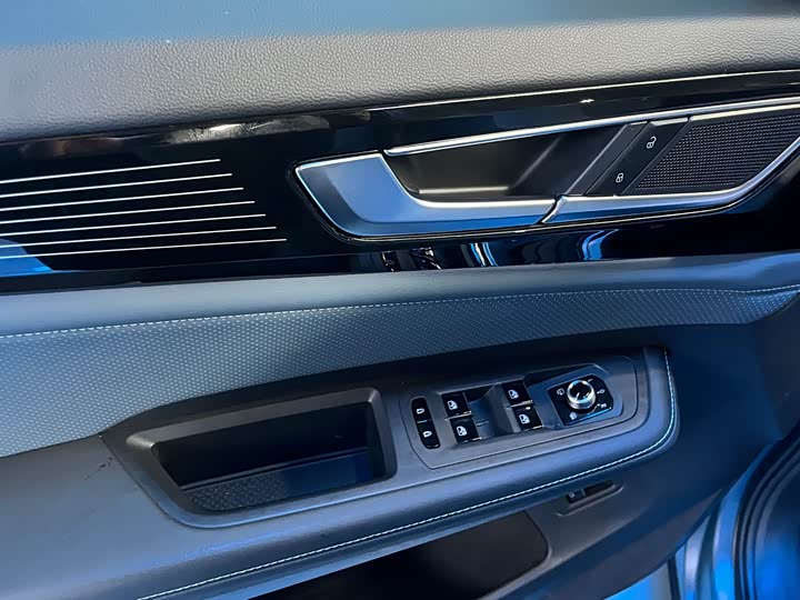 Фото 4 - Volkswagen Teramont X