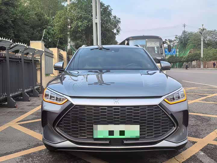 Фото 2 - BYD Song Plus Hybrid/EV