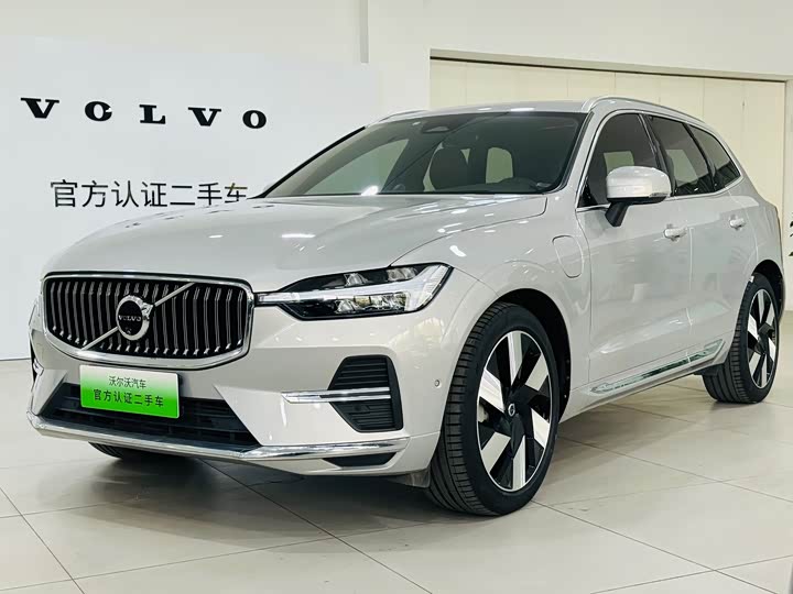 Фото 1 - Volvo XC60 Hybrid