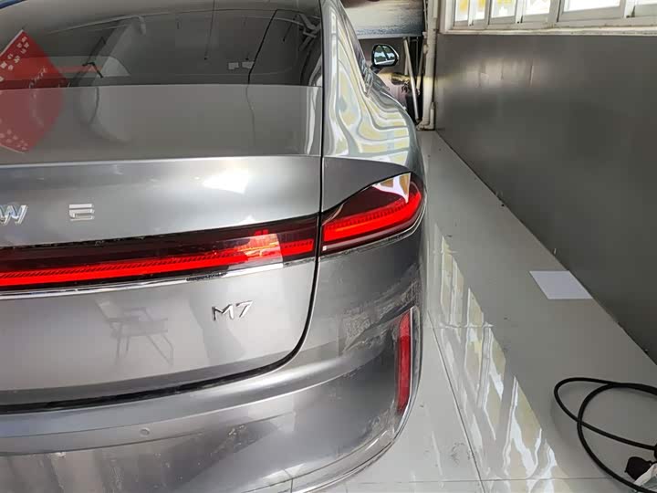 Фото 8 - Roewe M7 DMH