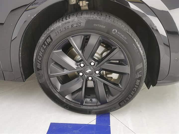 Фото 6 - LiXiang L7