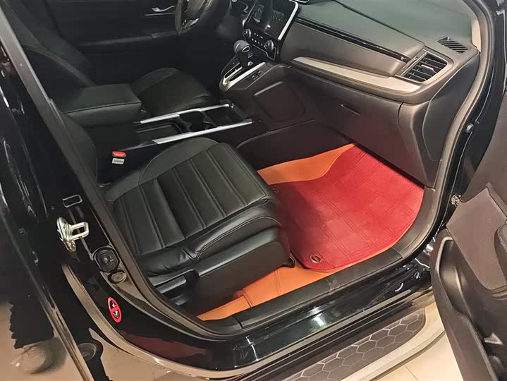 Фото 8 - Honda CR-V