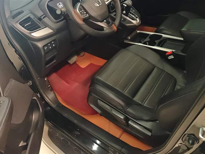 Фото 9 - Honda CR-V